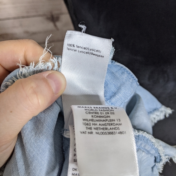 liverpool • chambray sleeveless western shirt - Picture 6 of 7